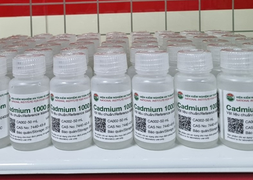 dung-dich-chuan-cadmium