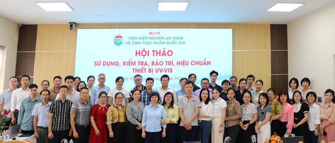 hoi-thao-su-dung-kiem-tra-bao-tri-hieu-chuan-thiet-bi-uv-vis-chup-anh-luu-niem