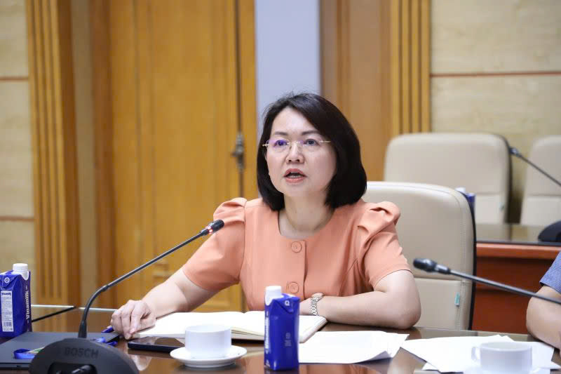 TS. Trần Việt Nga, Cục trưởng Cục An toàn thực phẩm phát biểu tại Hội nghị