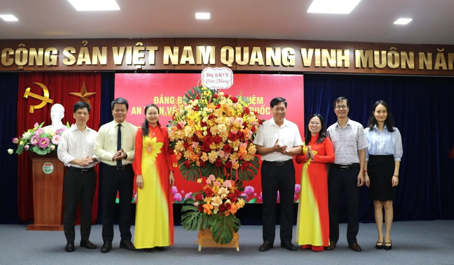 Đại hội Đảng bộ Viện Kiểm nghiệm an toàn vệ sinh thực phẩm Quốc gia lần thứ I, nhiệm kỳ 2025-2030
