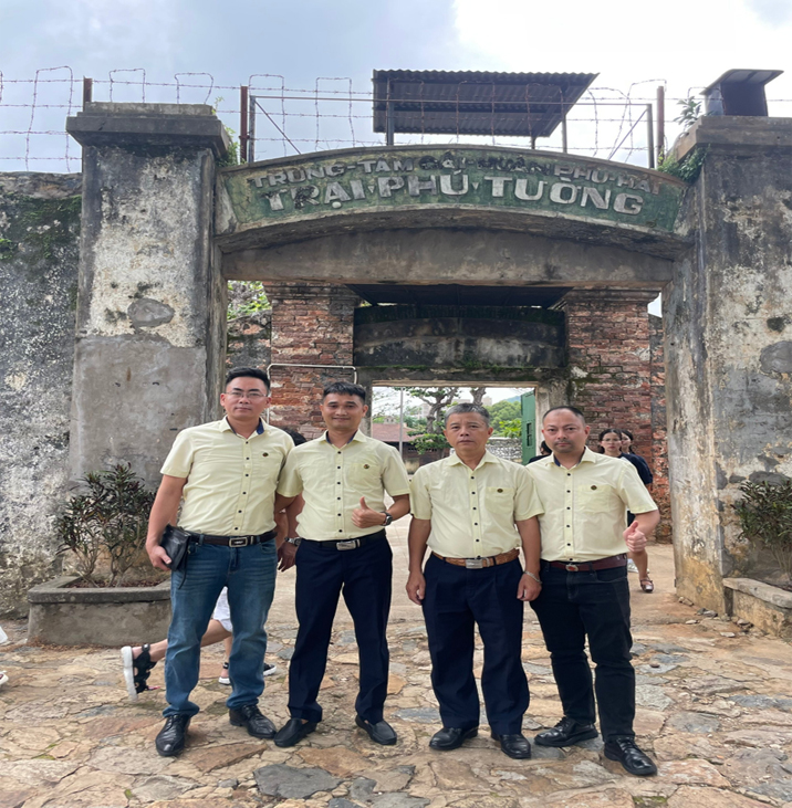 vien-kiem-nghiem-dang-huong-tuong-nho-cac-anh-hung-liet-sy-04