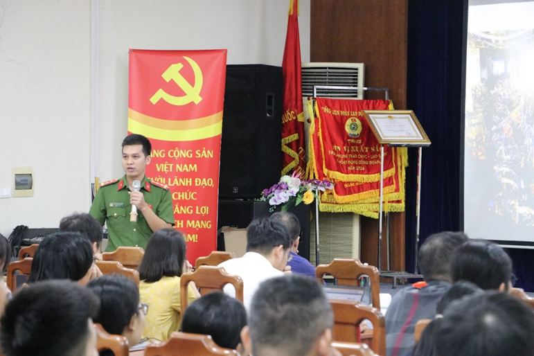 giang-vien-pccc-nifc-2025