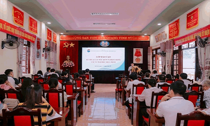 Sơn La phối hợp tổ chức Tập huấn Kỹ thuật lấy mẫu kiểm nghiệm trong các vụ ngộ độc thực phẩm