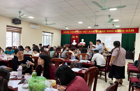 hinh-anh-lop-tap-huan