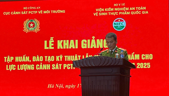 thieu-tuong-ha-xuan-huy-pho-cuc-truong-c05-phat-bieu-khai-mac-khoa-tap-huan-dao-tao