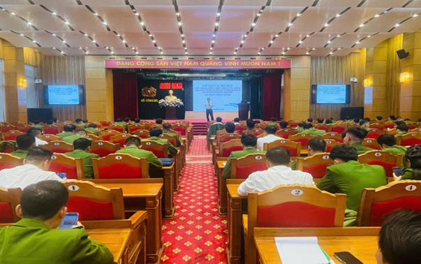 toan-canh-khoa-dao-tao-tap-huan