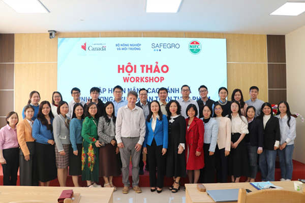 hinh-anh-tap-the-hoc-vien-lop-hoc