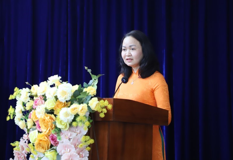 Bộ trưởng Bộ Y tế Đào Hồng Lan trao Quyết định công tác cán bộ-10