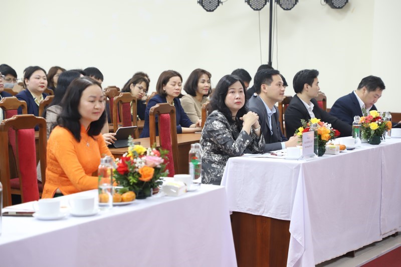 Bộ trưởng Bộ Y tế Đào Hồng Lan trao Quyết định công tác cán bộ-3