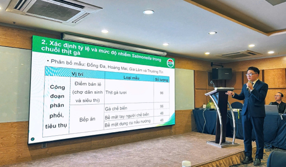 Two-representatives-of-the-VFSA-presented-a-risk-assessment-report-02