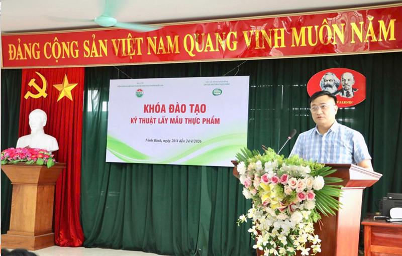 BS-vu-viet-dung-chi-cuc-truong-chi-cuc-attp-tinh-ninh-binh-phat-bieu