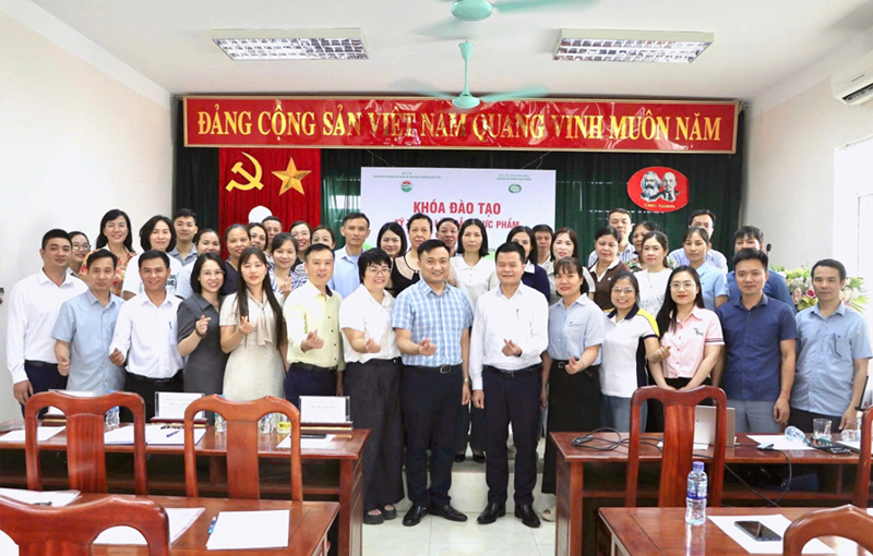 chup-anh-luu-niem-lop-hoc