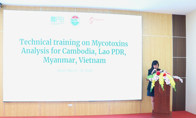 Ba Lim Hui Yi-Phong kiem nghiem kiem chung Asean ve doc to vi nam-co quan thcc pham-singapore -SFA-phat-bieu-tai