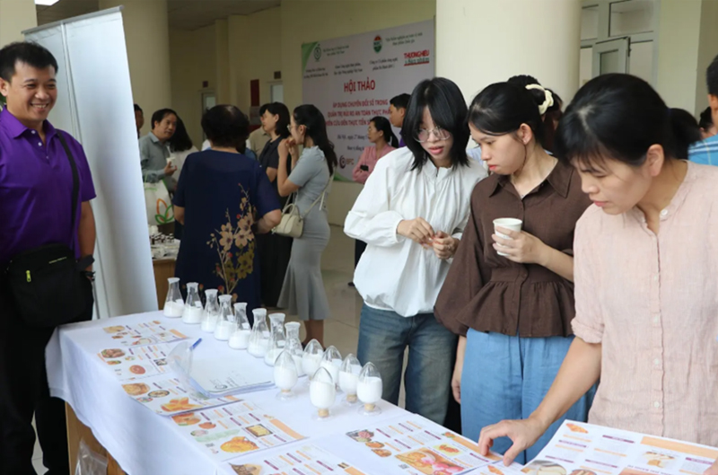 mot-so-hinh-anh-ben-le-hoi-thao-01-nifc