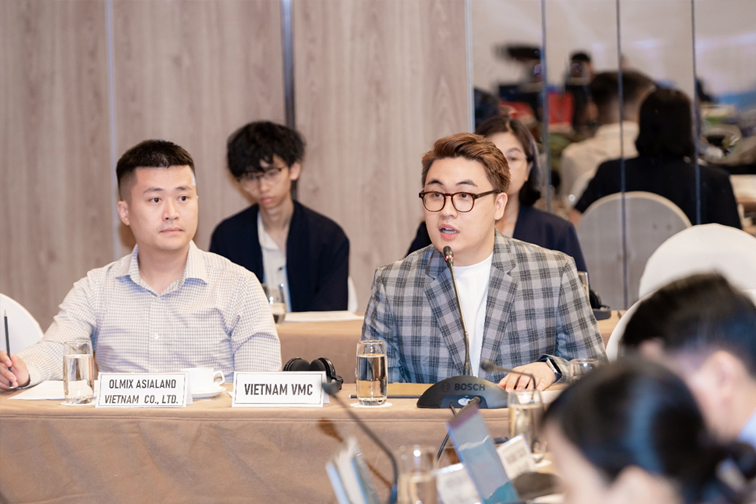 MSc-Nguyen-Tuan-Thanh-representative-of-the-Vietnam-Center-for-Food-Safety-Risk-Assessment-National-Institute-for-Food-Control-spoke-at-the-meeting