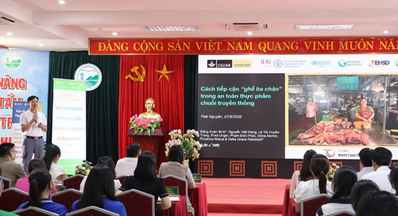 ts-dang-xuan-sinh-vien-nghien-cuu-chan-nuoi-quoc-te-ilri-chia-se-ve-phuong-phap-tiep-can-ghe-ba-chan