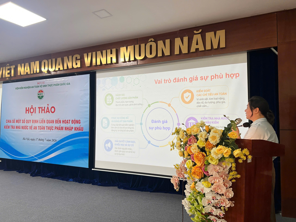 hoi-thao-chia-se-mot-so-quy-dinh-lien-quan-den-hoat-dong-kiem-tra-nha-nuoc-ve-an-toan-thuc-pham-nhap-khau-8