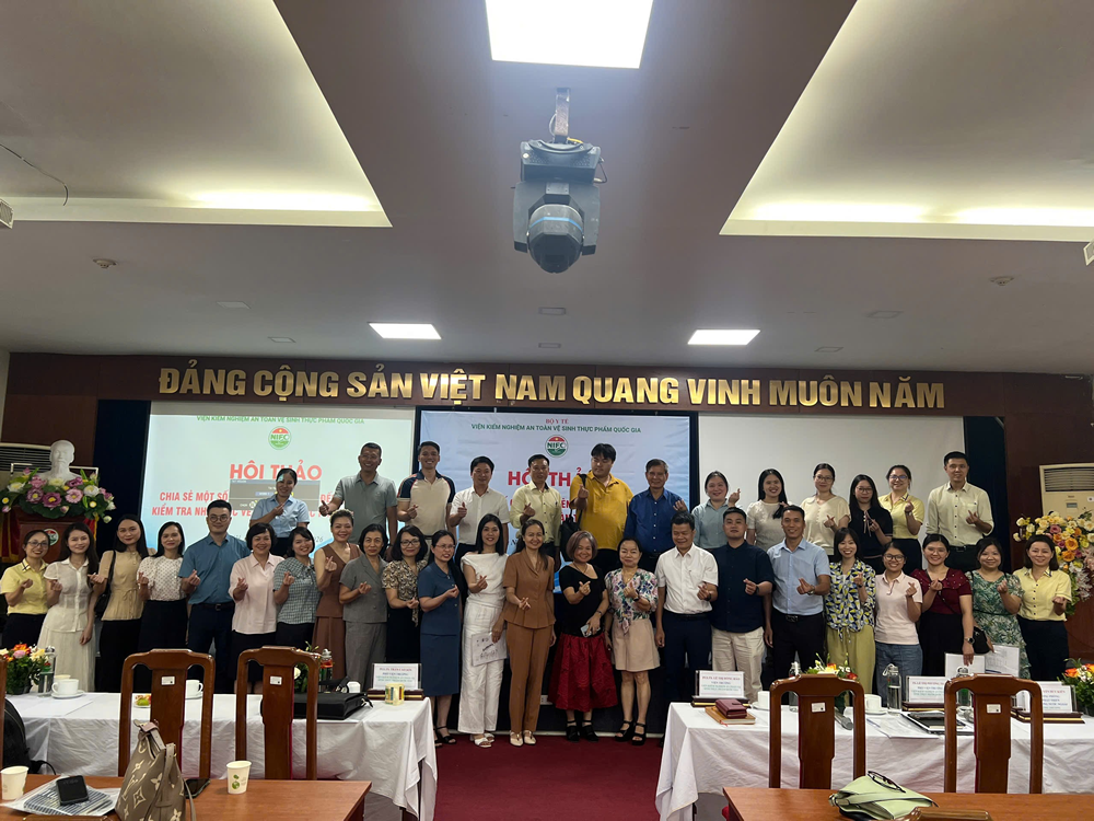 hoi-thao-chia-se-mot-so-quy-dinh-lien-quan-den-hoat-dong-kiem-tra-nha-nuoc-ve-an-toan-thuc-pham-nhap-khau