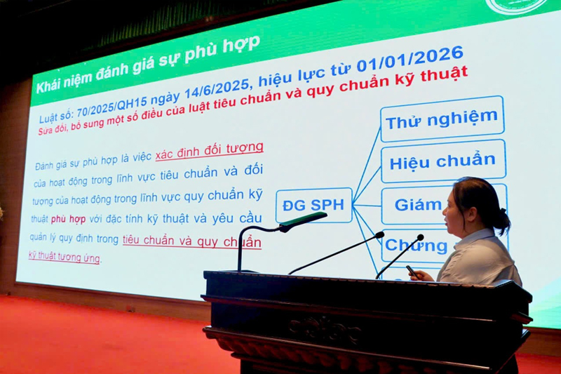 ThS-Nguyen-Thi-Hong-Ngoc-Phu-trach-khoa-Dam-bao-chat-luong-Vien-Kiem-nghiem-an-toan-ve-sinh-thuc-pha