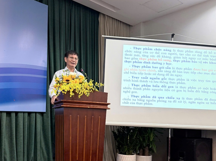 ths-nguyen-van-nhien-nguyen-pho-tranh-thanh-tra-bo-y-te-phat-bieu