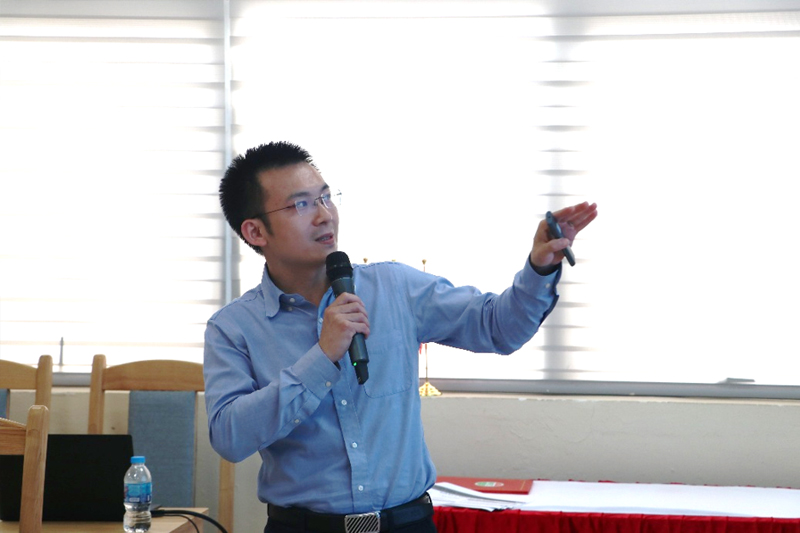 Dr-Nguyen-Anh-Tu-VFA-shared-poison-surveillance-and-information-communication-activities-in-Vietnam.jpg