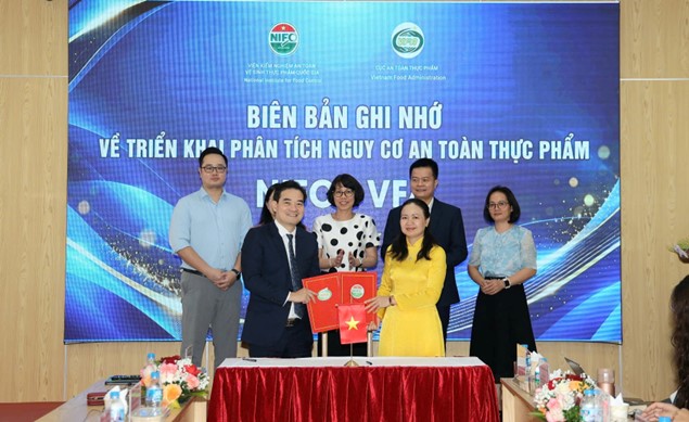 vien-kiem-nghiem-an-toan-ve-sinh-thuc-pham-quoc-gia-tang-cuong-phoi-hop-trong-nuoc-va-hop-tac-quoc-te-ve-an-toan-thuc-pham-4